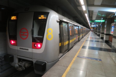 Delhi Metro 8-Coach Metro Rail on the Yellow Line